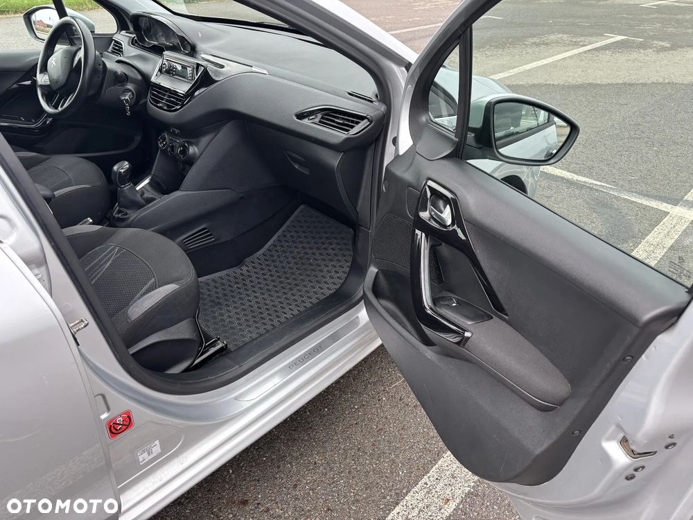 Peugeot 208 1.4 VTi Active - 9