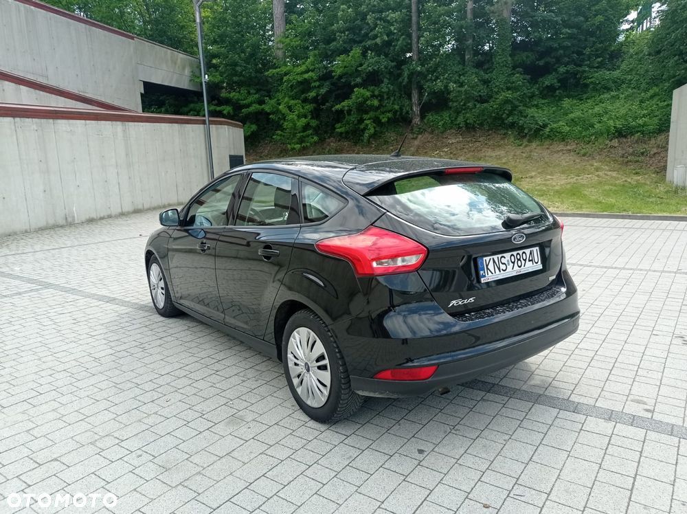 Ford Focus - 11