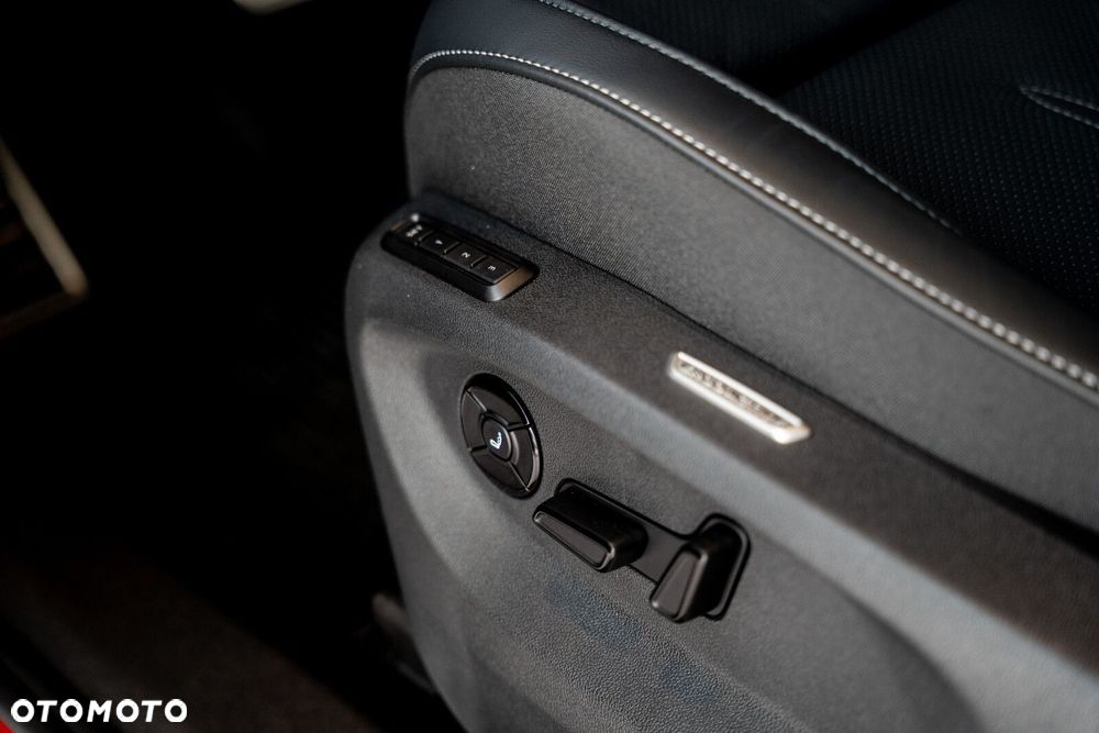 Volkswagen Tiguan - 10