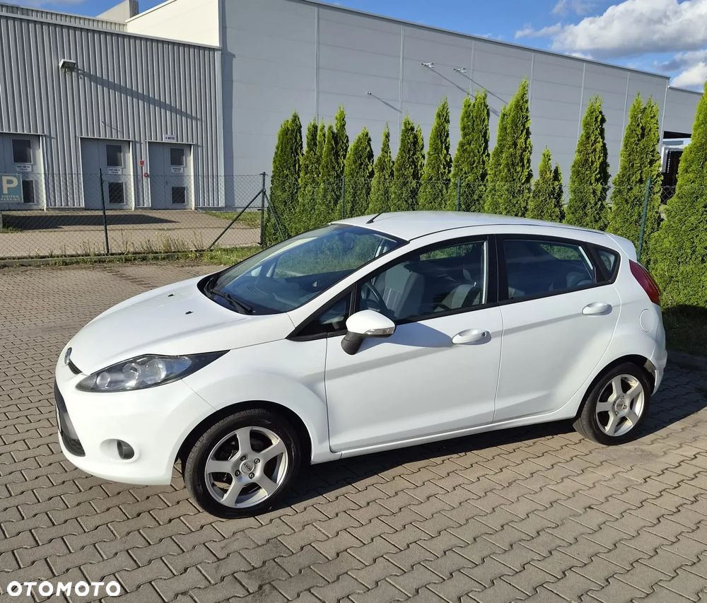 Ford Fiesta 1.25 Champions Edition - 10