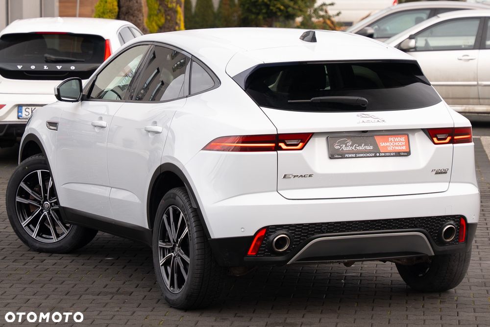 Jaguar E-Pace - 15