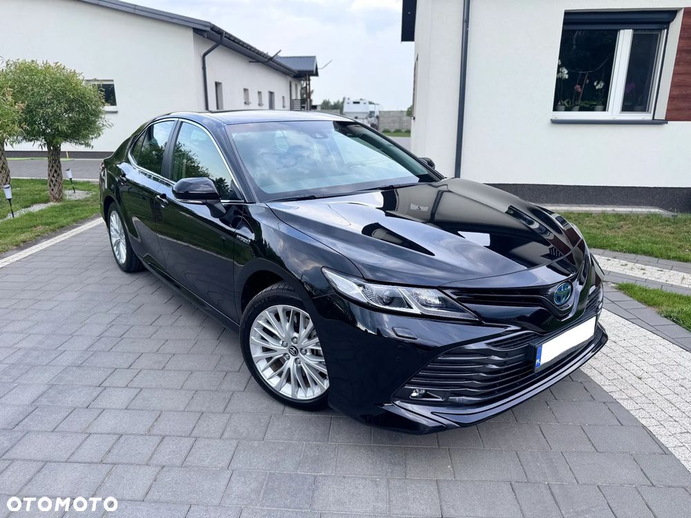 Toyota Camry 2.5 Hybrid Comfort CVT - 2