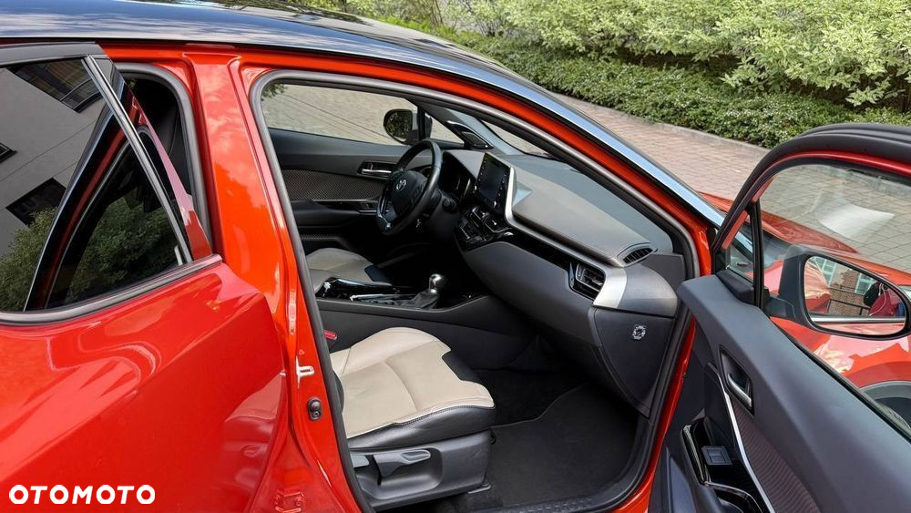 Toyota C-HR - 26