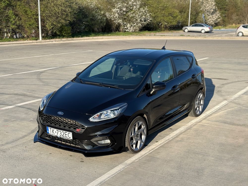 Ford Fiesta - 1