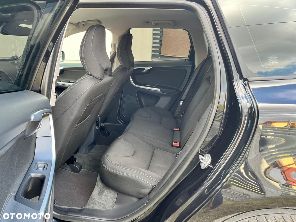 Volvo XC 60 D3 Geartronic Kinetic - 13
