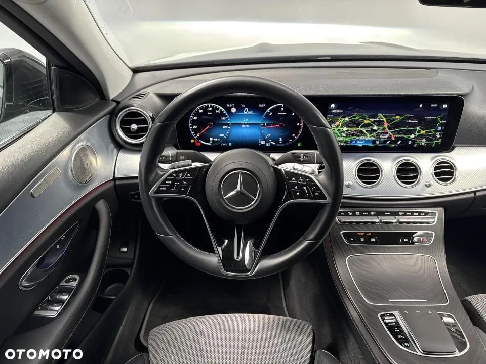 Mercedes-Benz Klasa E 220 d 4-Matic Avantgarde - 22
