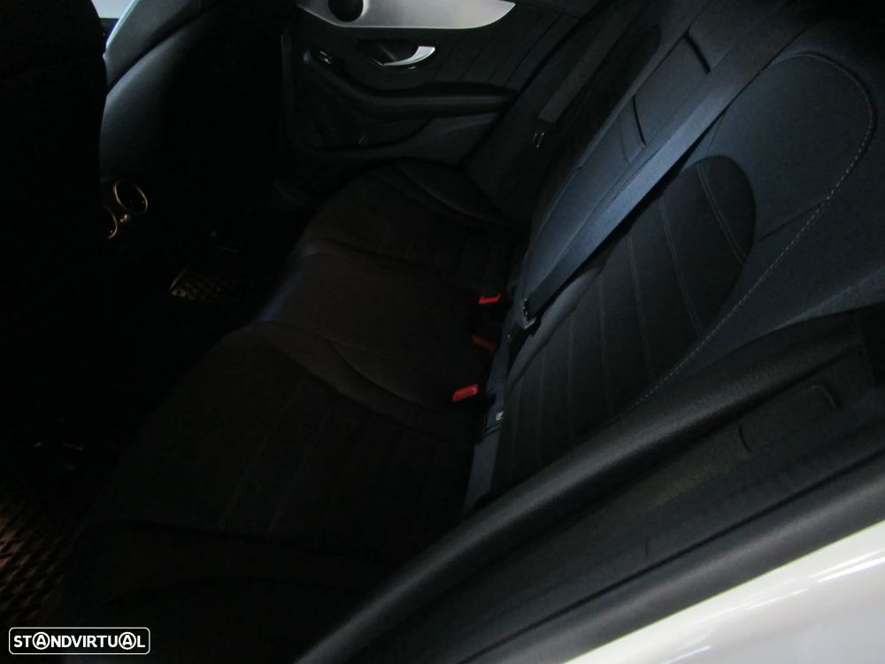 Mercedes-Benz C 300 de T 9G-TRONIC AMG Line - 19