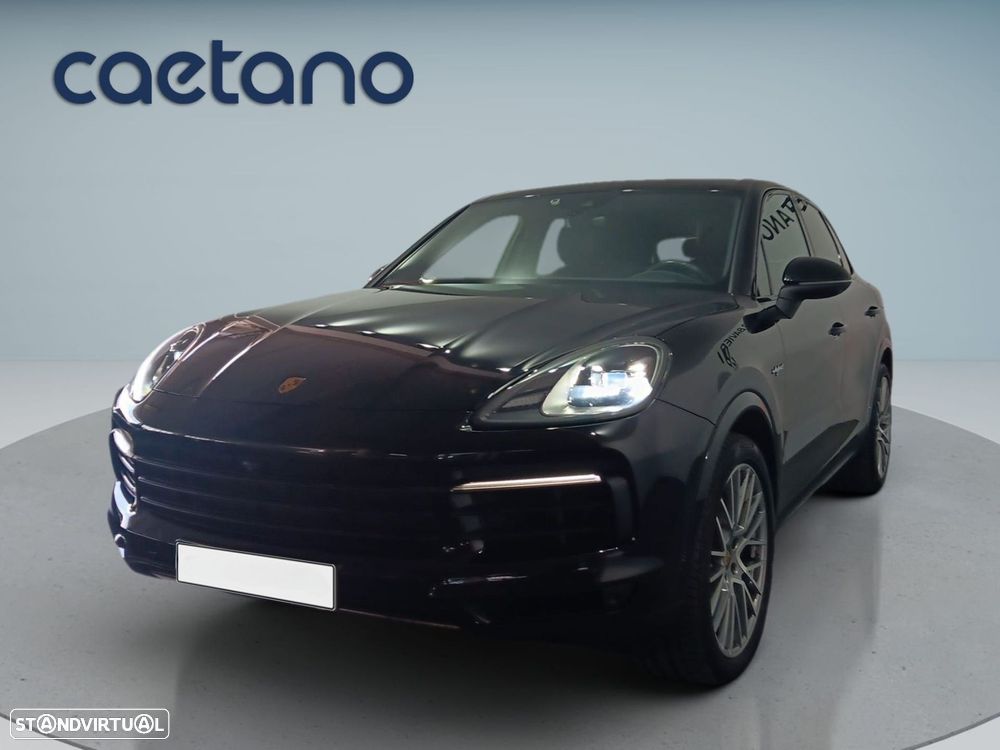 Porsche Cayenne E-Hybrid - 1
