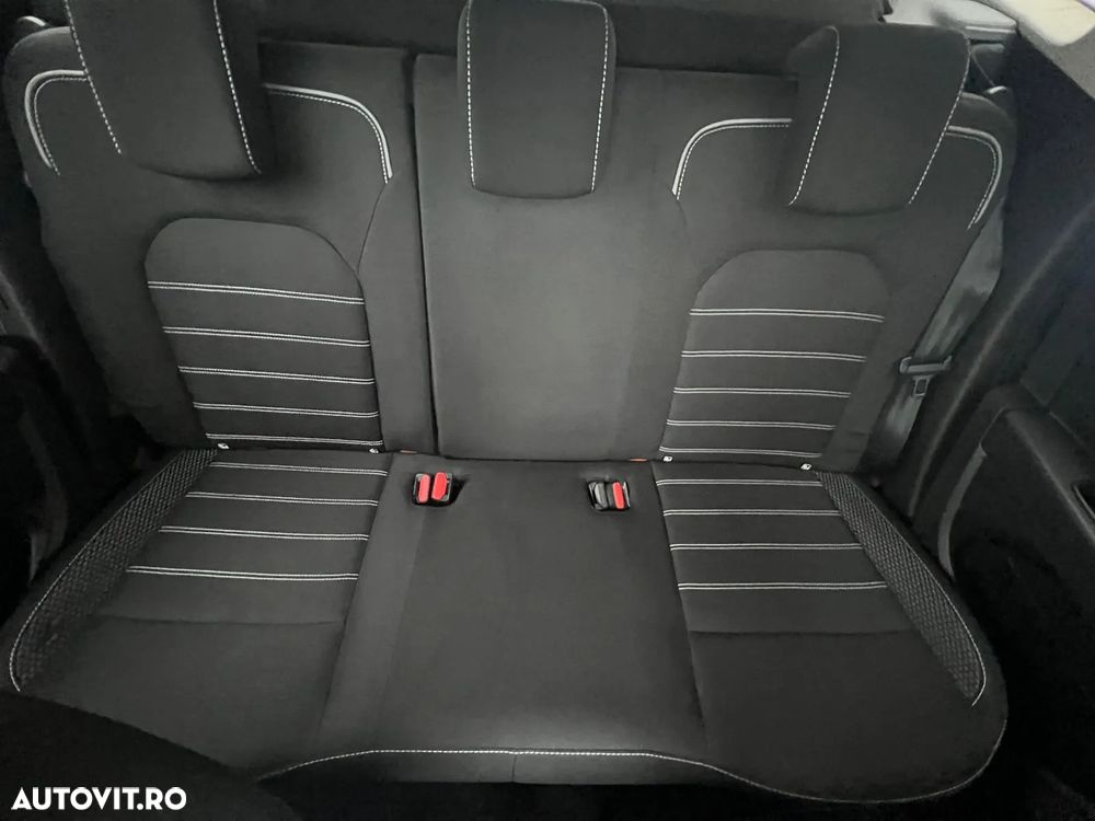 Dacia Duster 1.5 Blue dCi 4WD Prestige jante 17" - 10