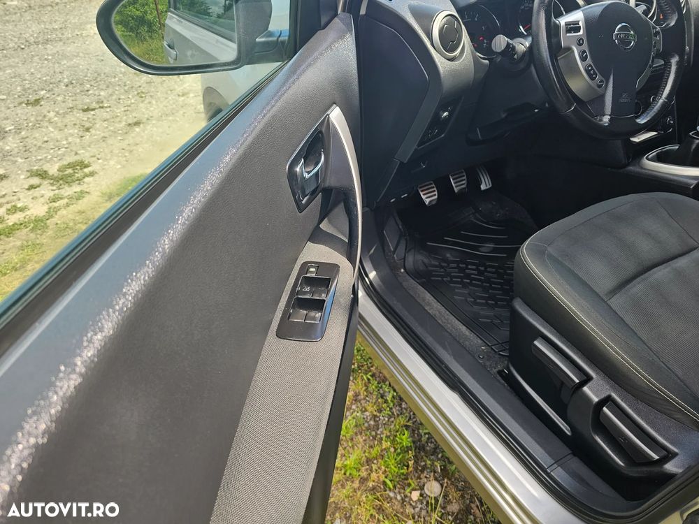 Nissan Qashqai 1.6 DCI ALL-MODE 4x4i ACENTA - 32