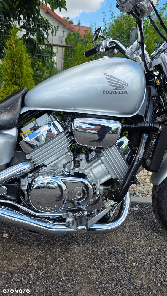 Honda VF - 7