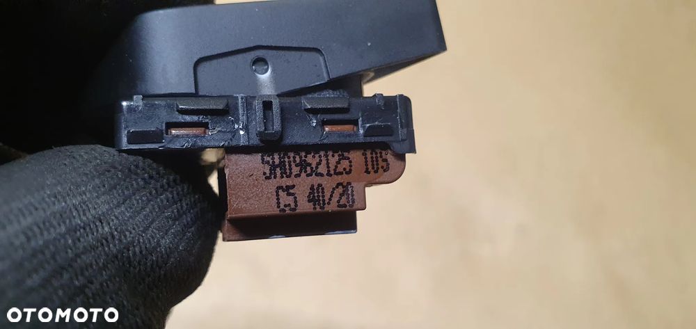 Przełącznik centralnego zamka blokady drzwi VW Golf VIII 8 5H0962125 - 5