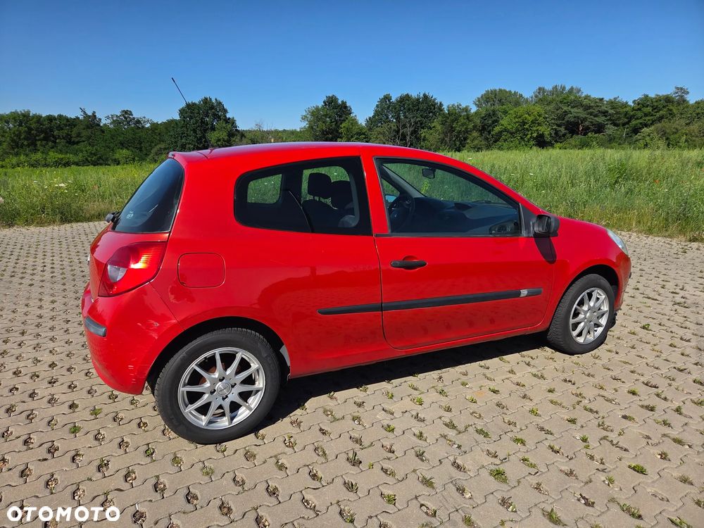 Renault Clio 1.2 16V Dynamique - 6