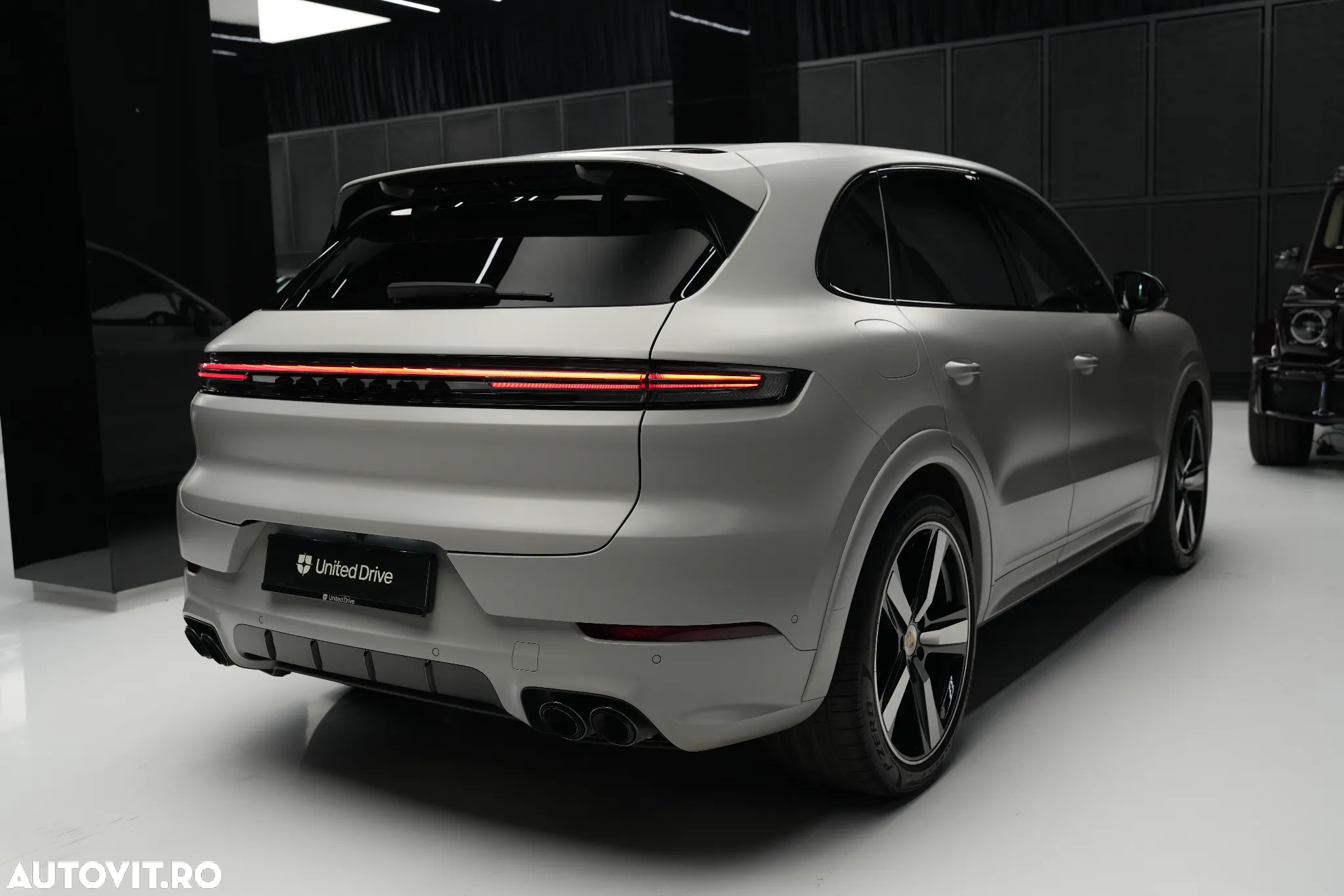 Porsche Cayenne Standard - 31