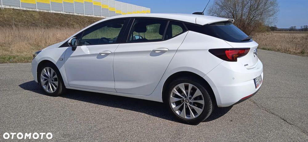 Opel Astra 1.6 D (CDTI) Start/Stop Dynamic - 5
