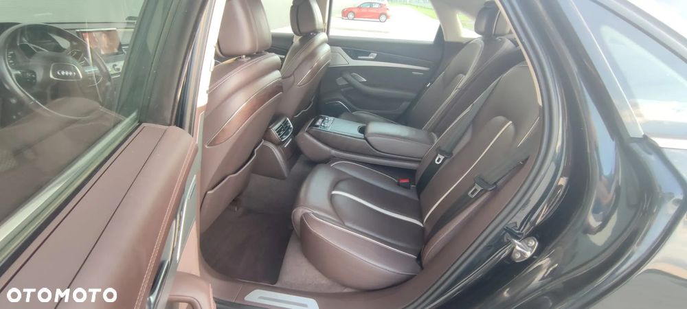 Audi A8 - 17