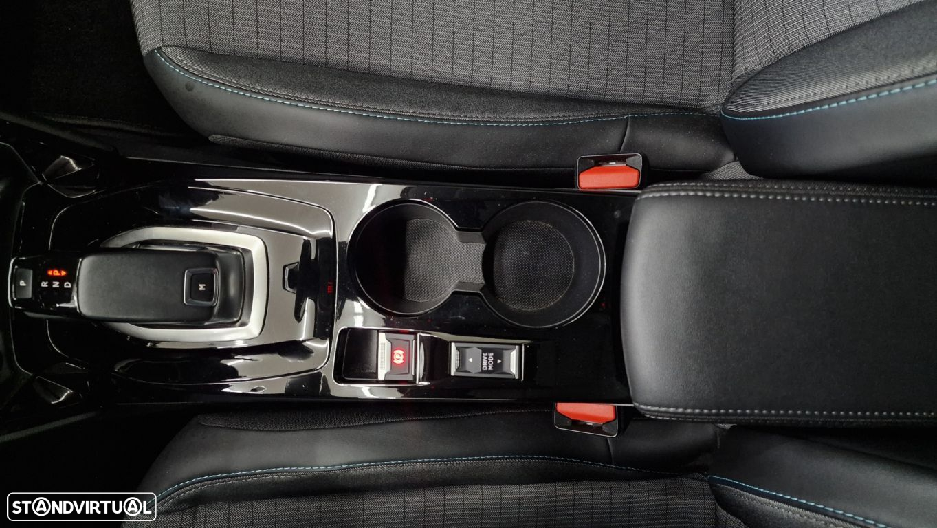 Peugeot 208 1.2 PureTech Allure Pack EAT8 - 41