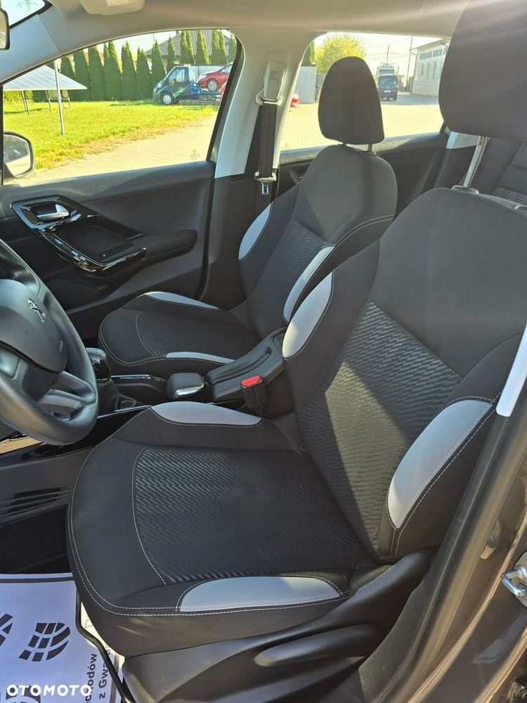Peugeot 2008 - 15