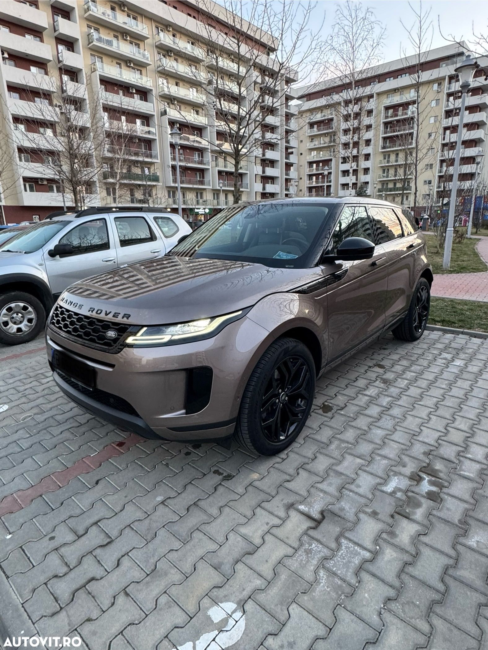 Land Rover Range Rover Evoque 2.0 D200 MHEV SE - 1