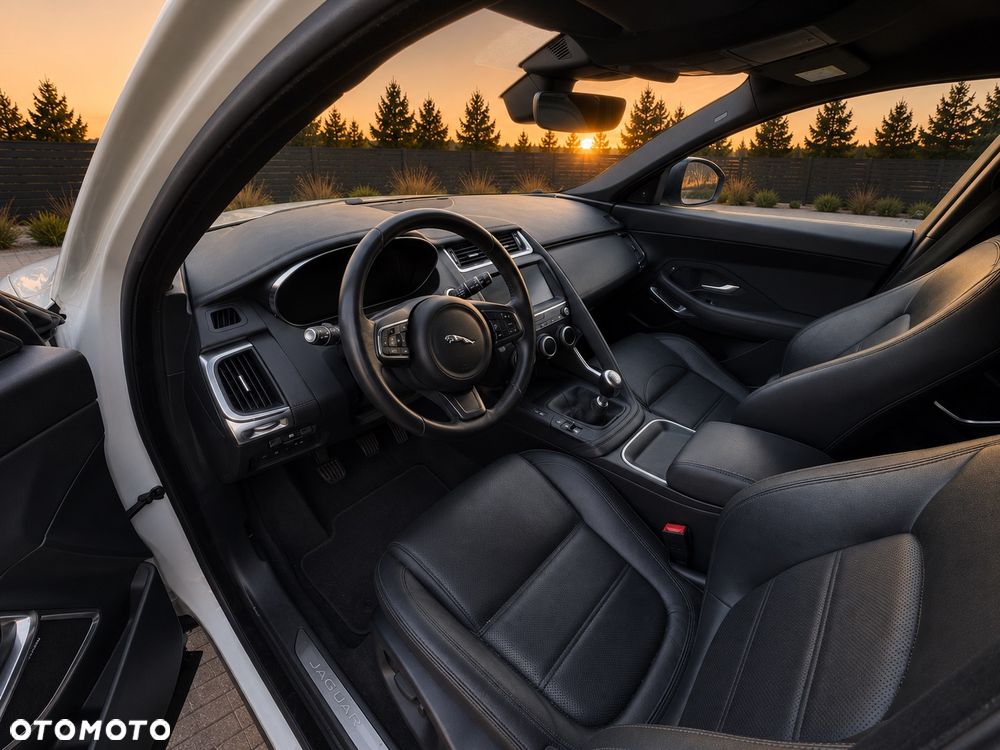 Jaguar E-Pace 2.0 i4D FWD - 5
