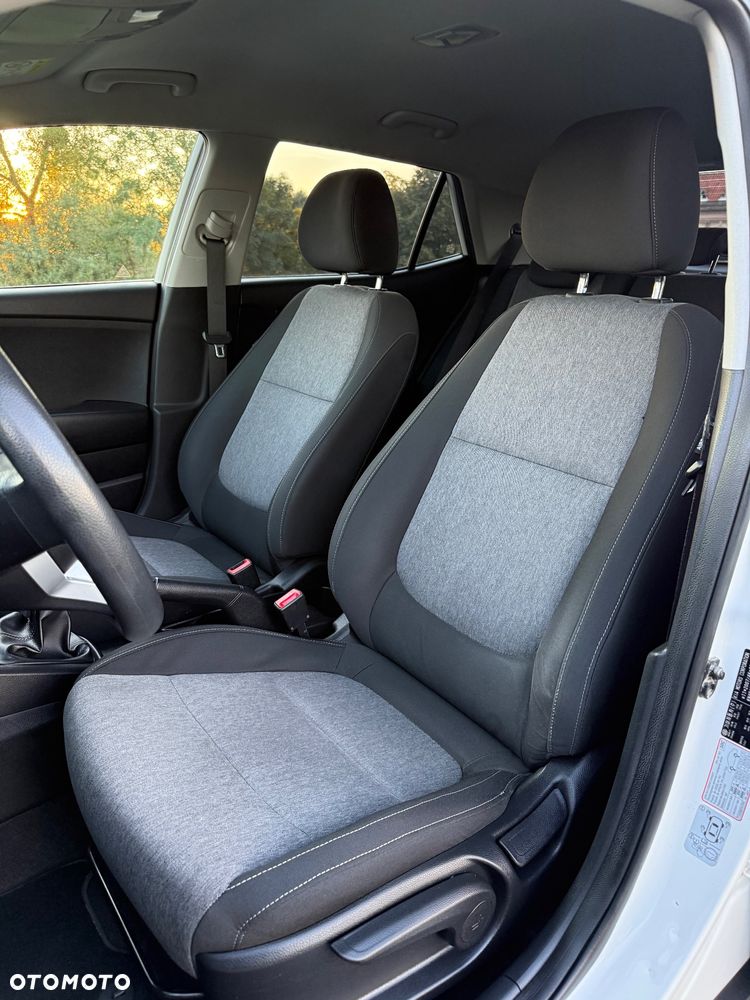 Kia Stonic 1.2 M - 16