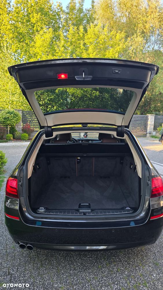 BMW Seria 5 520d - 12