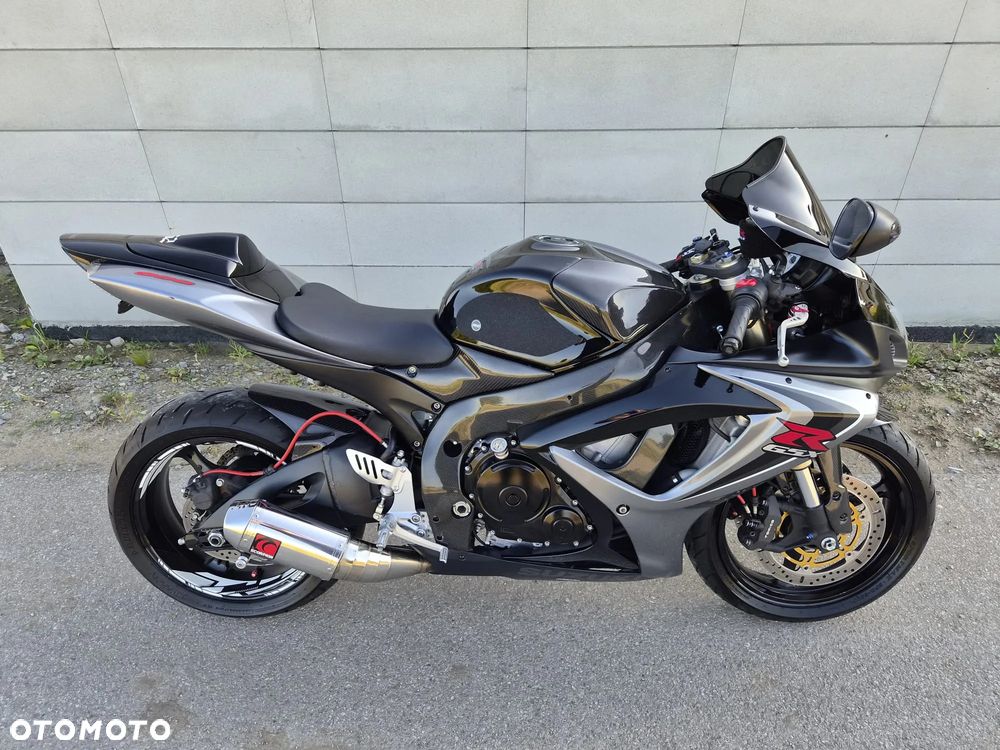 Suzuki GSX-R - 33