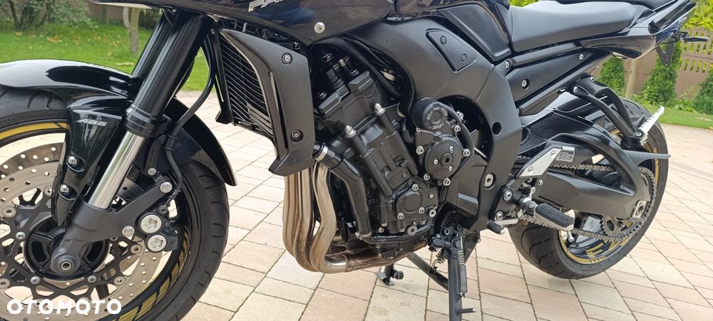 Yamaha FZ - 41