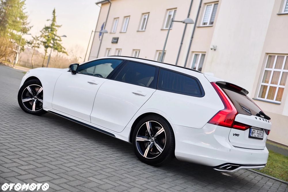 Volvo V90 T4 R-Design - 2