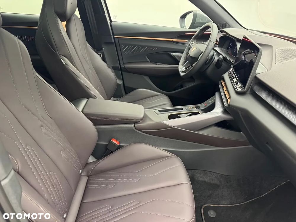 Cupra Terramar 1.5 e-Hybrid DSG VZ - 8