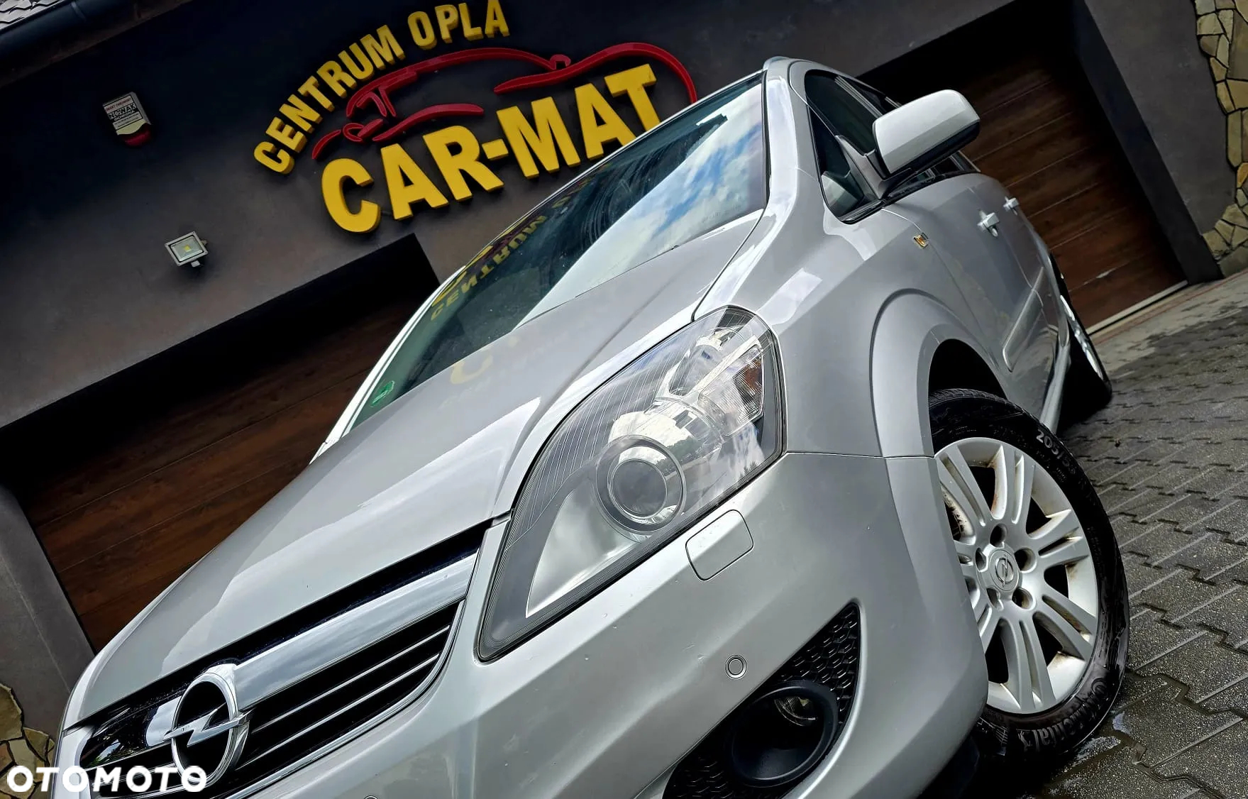 Opel Zafira 1.8 Cosmo - 3