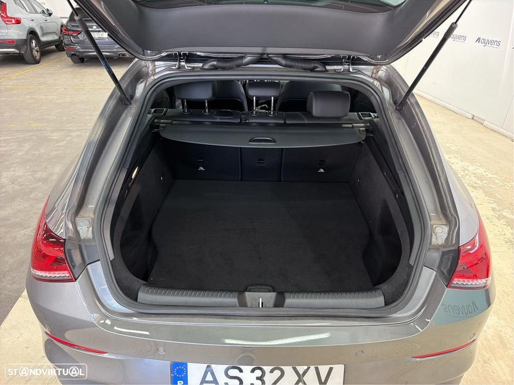 Mercedes-Benz CLA 250 e Shooting Brake Style Plus - 12