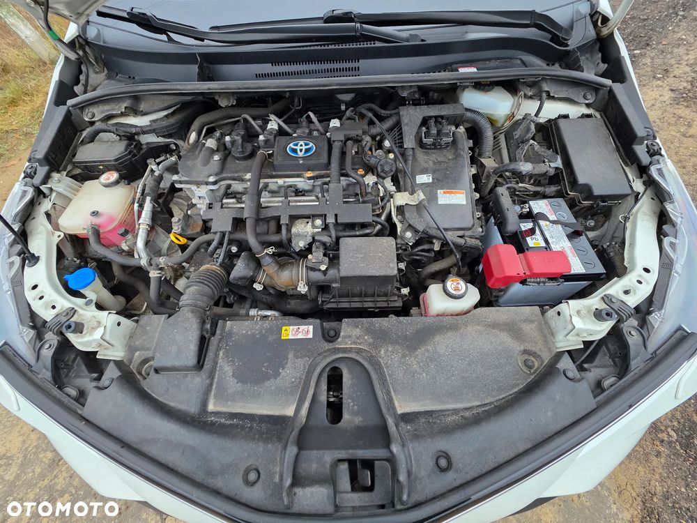 Toyota Corolla 1.8 Hybrid Comfort - 18