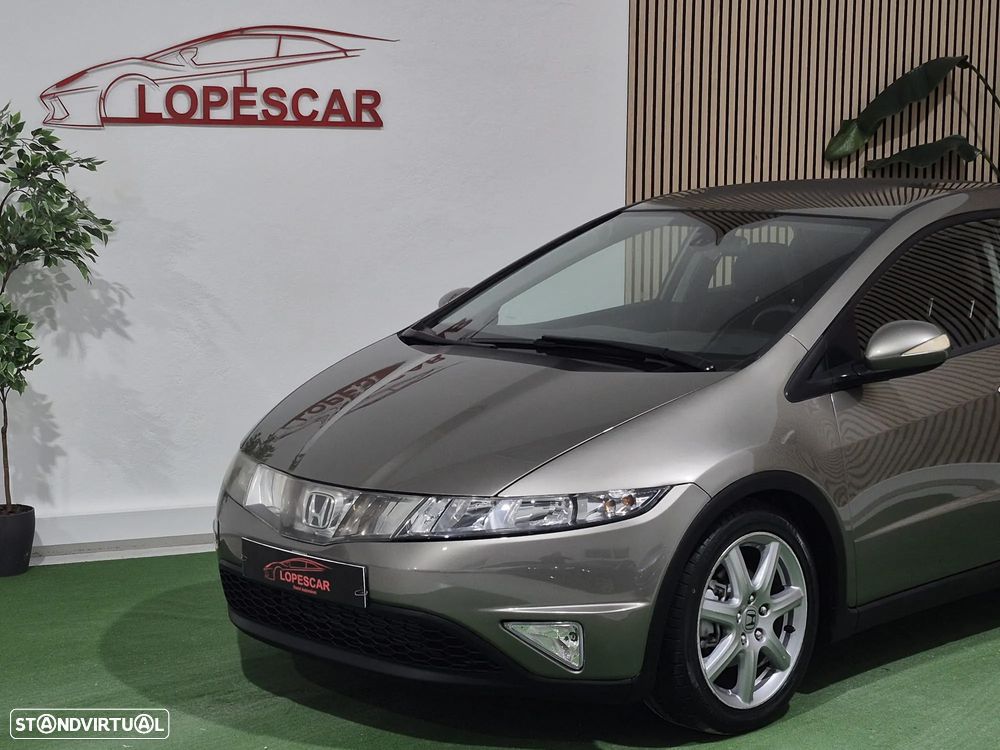 Honda Civic 1.8 Executive - 2