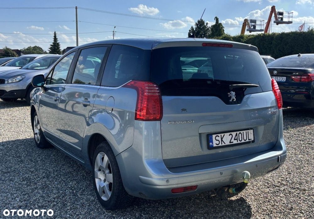 Peugeot 5008 - 4
