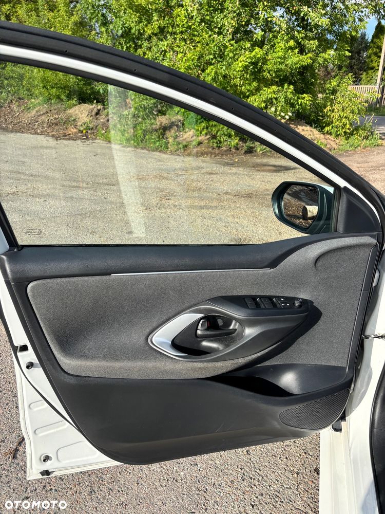 Toyota Yaris - 9