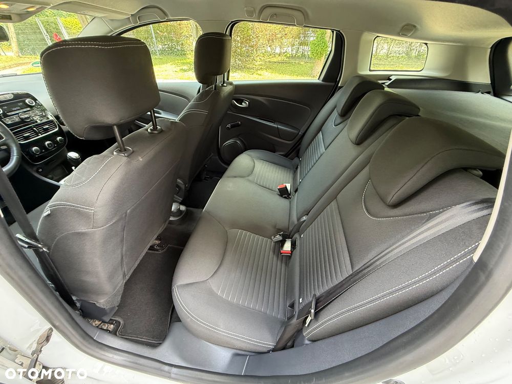 Renault Clio 1.2 16V 75 LIMITED - 6