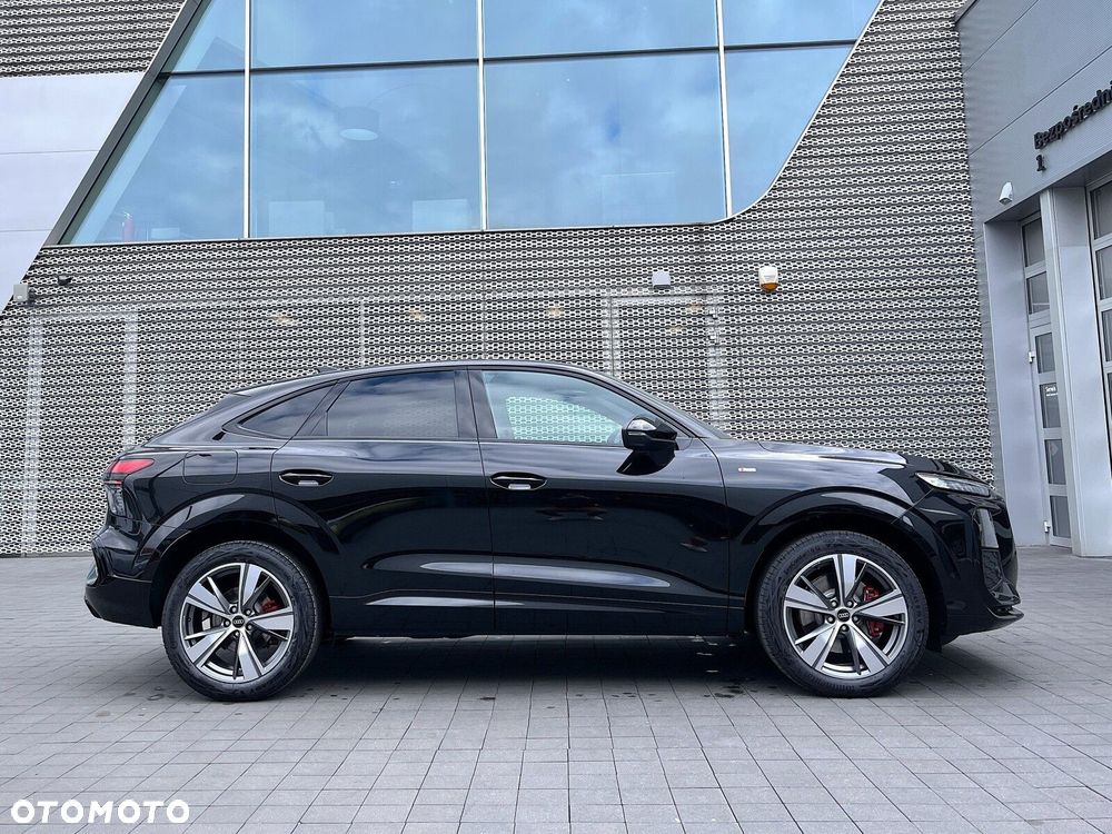 Audi Q3 Sportback - 7