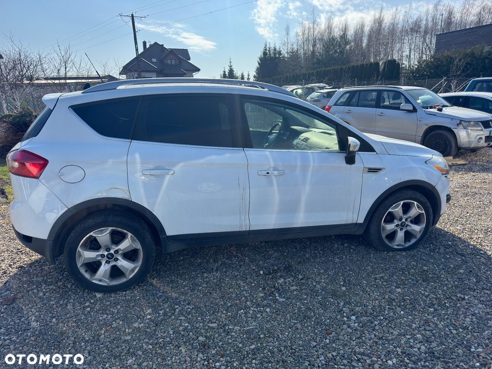 Ford Kuga 2.0 TDCi 4x4 Titanium - 4