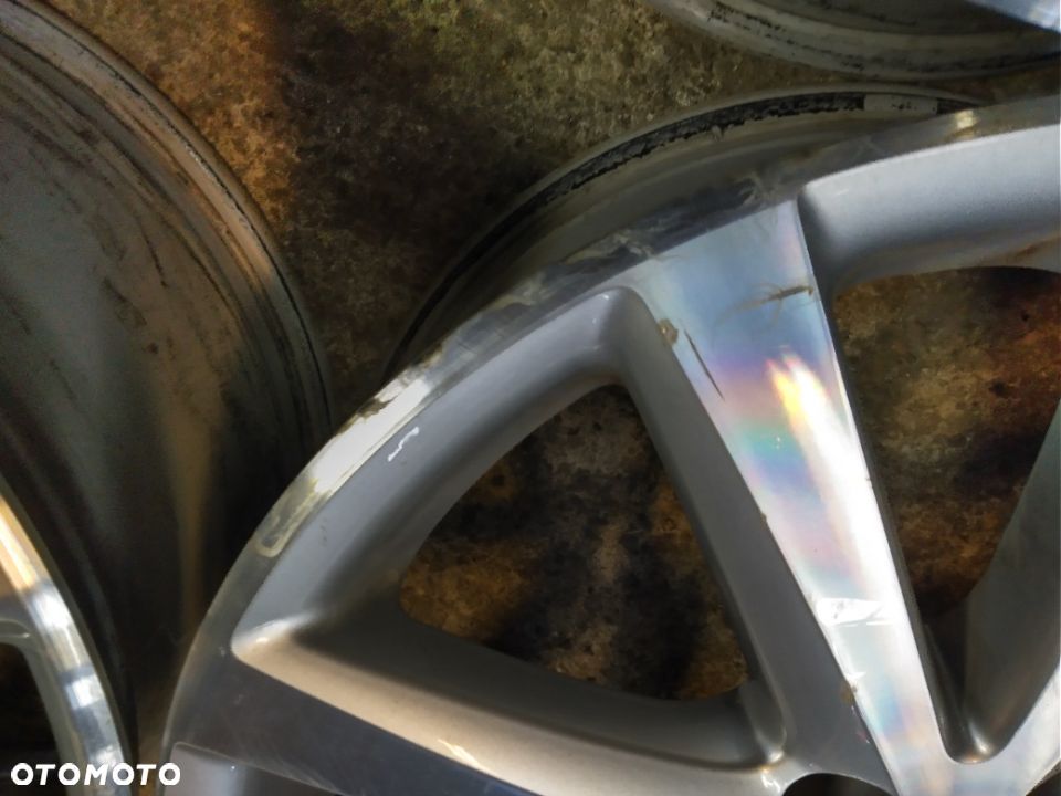 Felgi VW 17 5x112 3C0601025J - 9