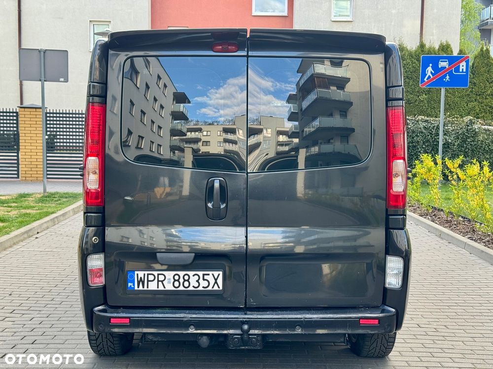 Opel Vivaro - 13