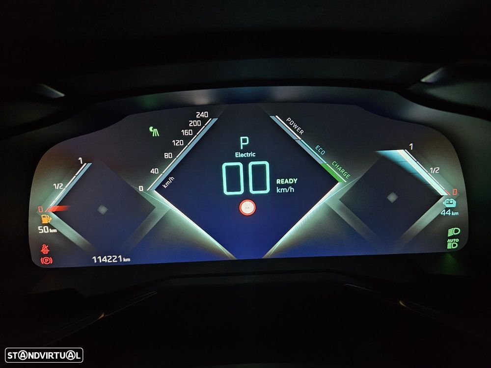 DS DS7 Crossback - 15