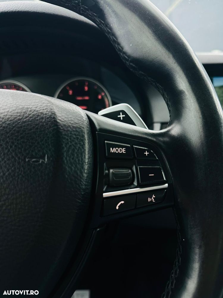 BMW Seria 5 520d Aut. Modern Line - 29