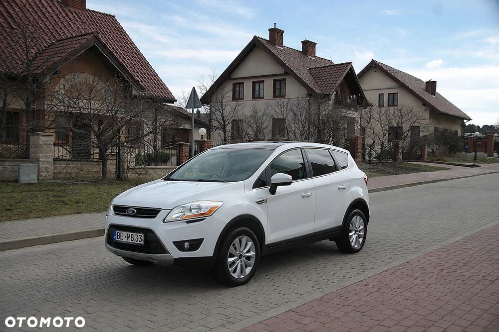 Ford Kuga 2.0 TDCi 4x4 Titanium - 4