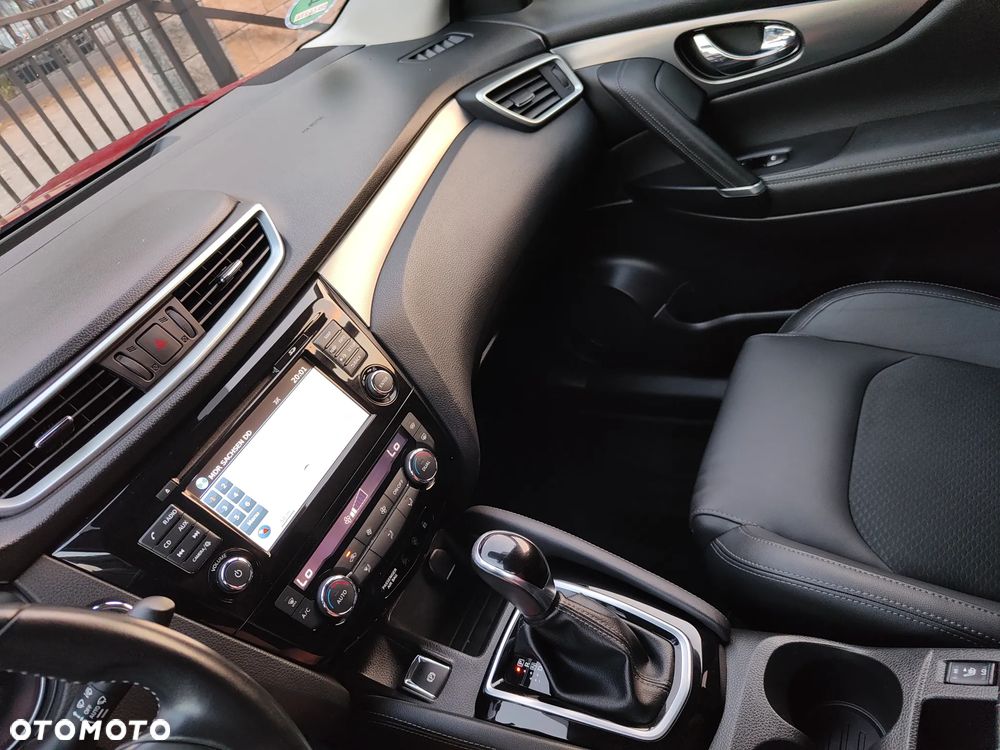 Nissan Qashqai 1.2 DIG-T Xtronic 360 - 17