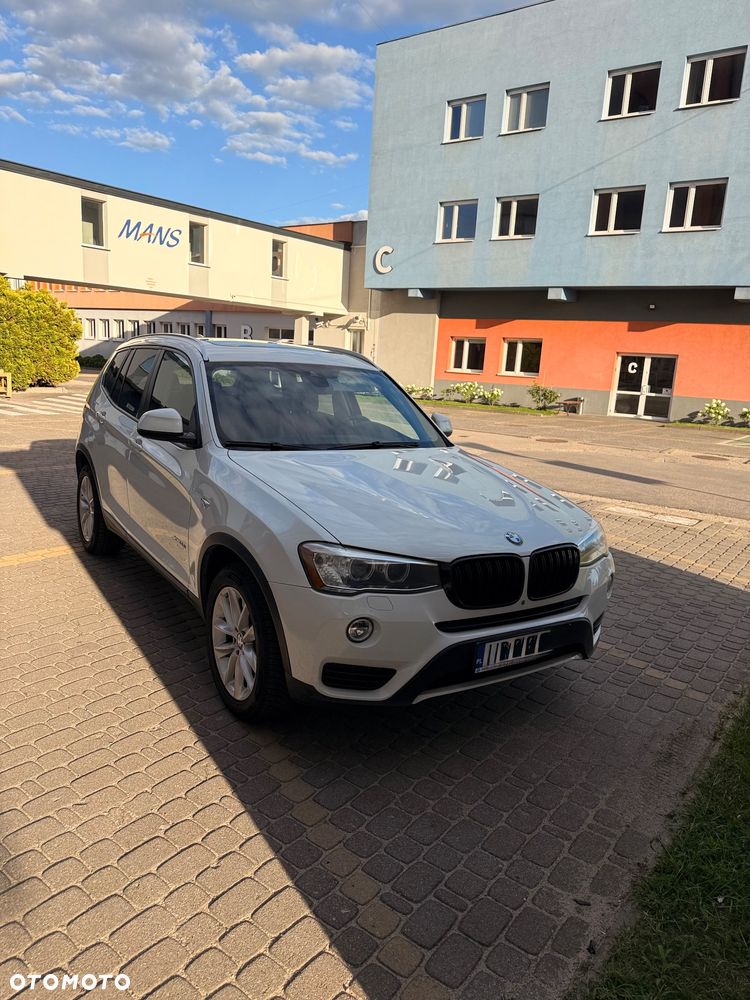 BMW X3 xDrive28i xLine - 3
