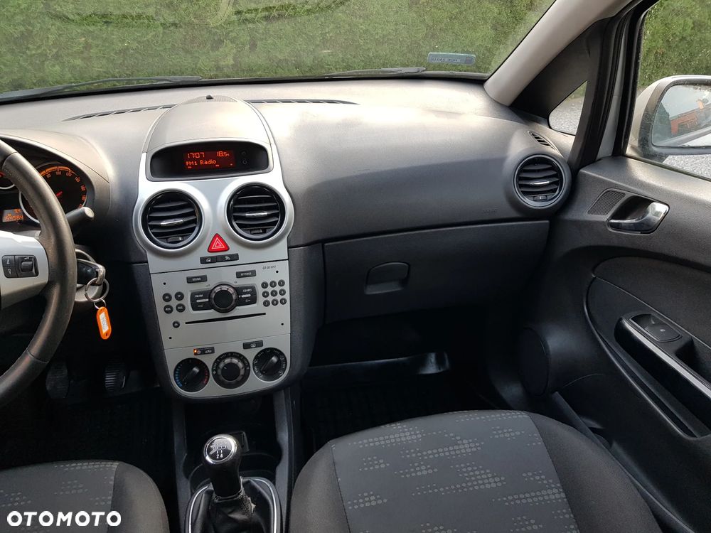 Opel Corsa - 17