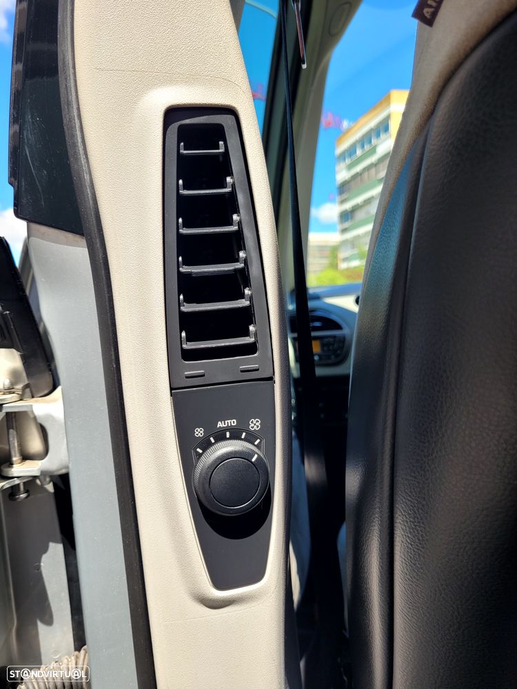 Citroën C4 Grand Picasso 1.6 HDi Exclusive - 15