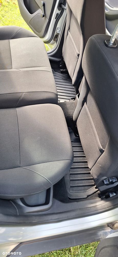 Ford Focus Turnier 1.6 TDCi DPF Start-Stopp-System Trend - 27