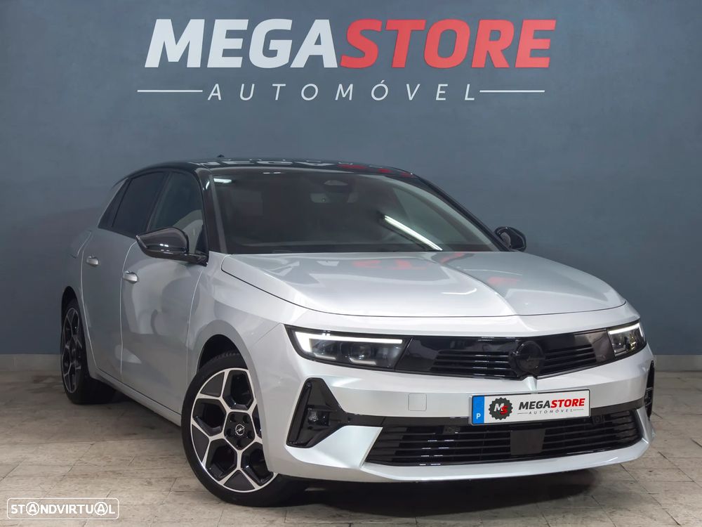 Opel Astra 1.2 T GS Line Aut. - 1